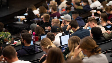 Why more Americans are skipping college